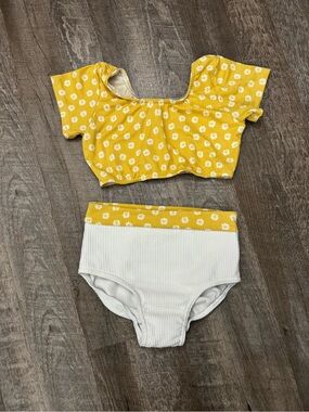 Yellow and White Floral Dancewear Set CXL